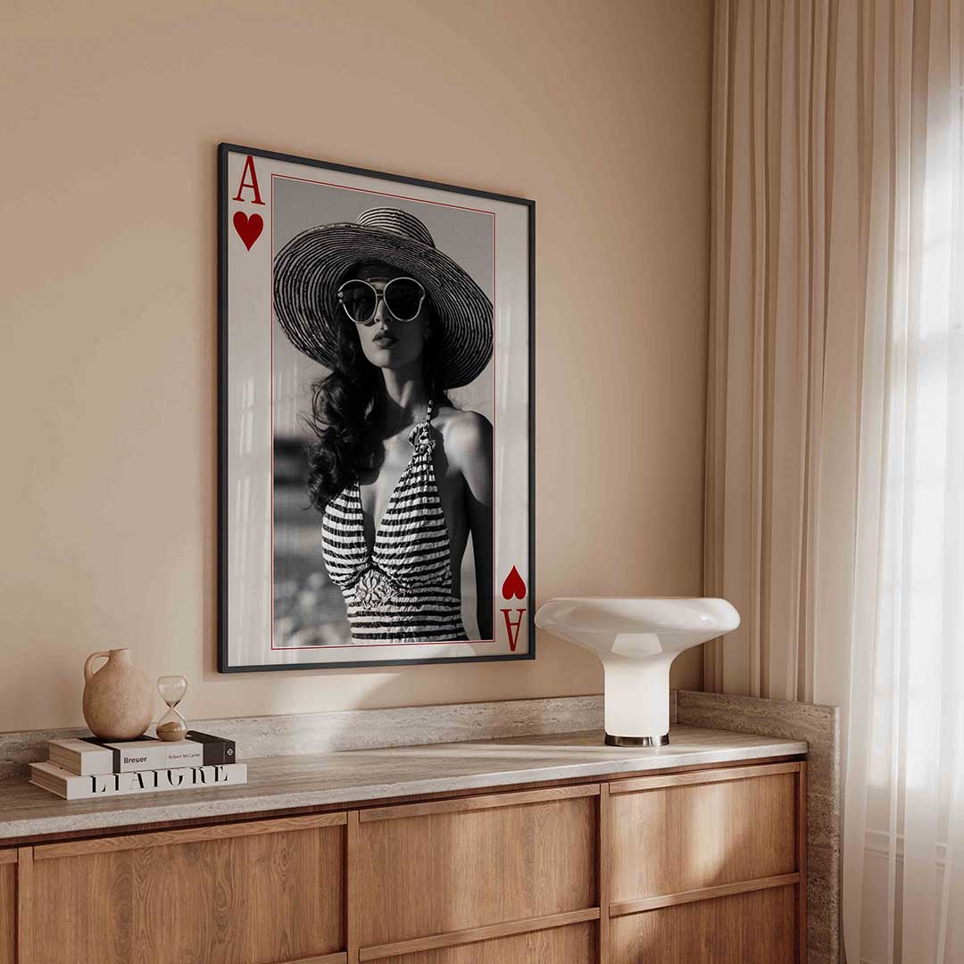 Vrouw met hoed – kleurrijke Pop Art poster in staand formaat