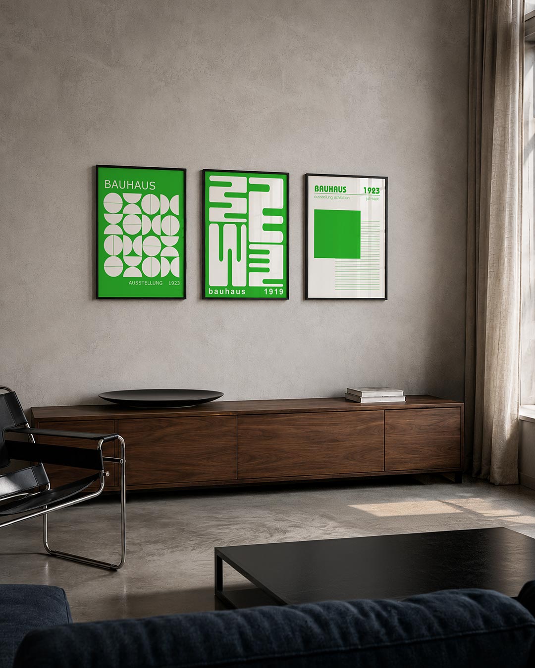 Vorm en kleur driedelige posterset – deze poster toont een levendig spel van witte geometrische vormen op een groene