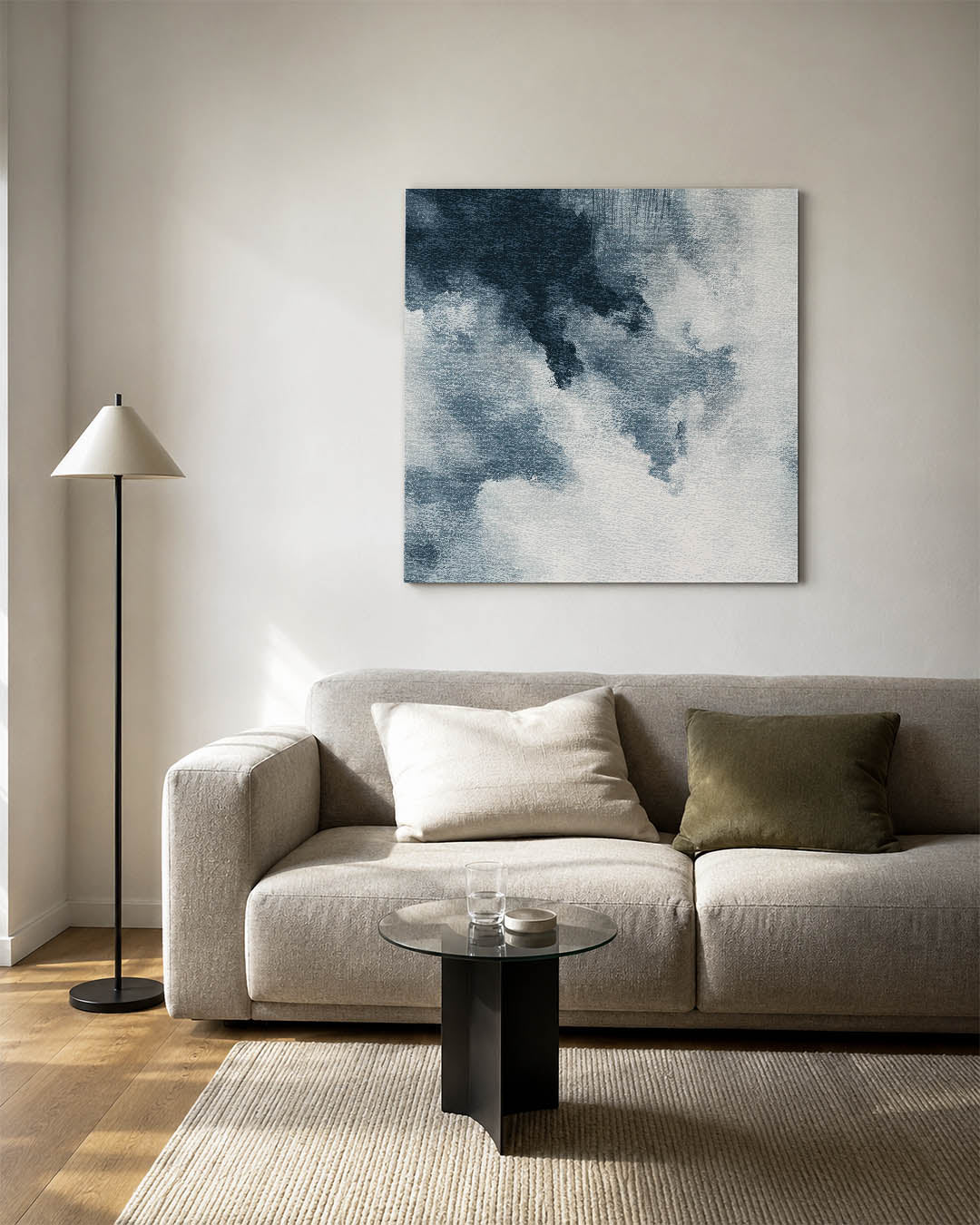 Dromerige wolken kunstwerk – vierkante wanddecoratie – dit werk toont een spel van donkere en lichte tinten, met vloeiende