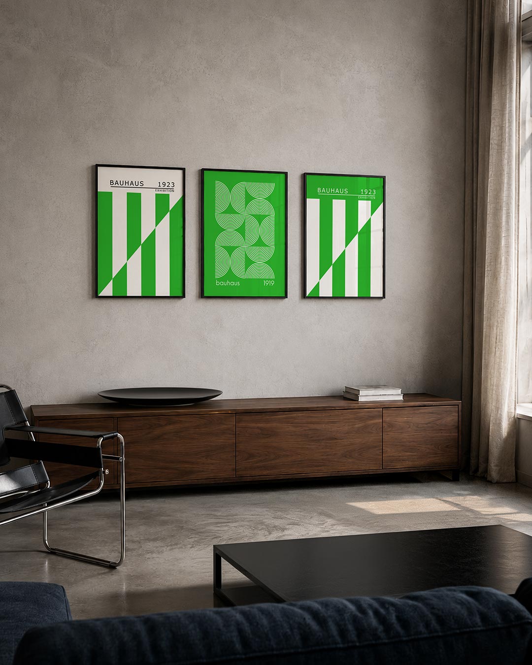 Groene lijnenspel driedelige posterset – deze posterset in drie delen toont een levendig spel van groene en witte vlakken.