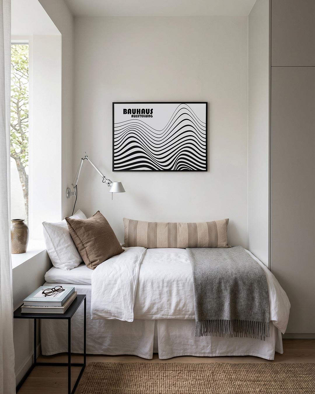 Golvend lijnenspel – moderne Bauhaus wandkunst als poster