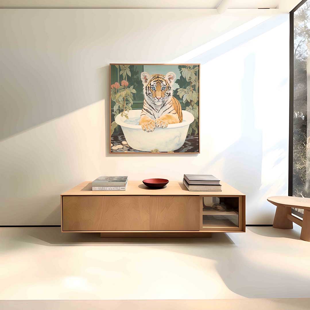 Tijger in bad – vierkante dieren wanddecoratie van WallArtistic