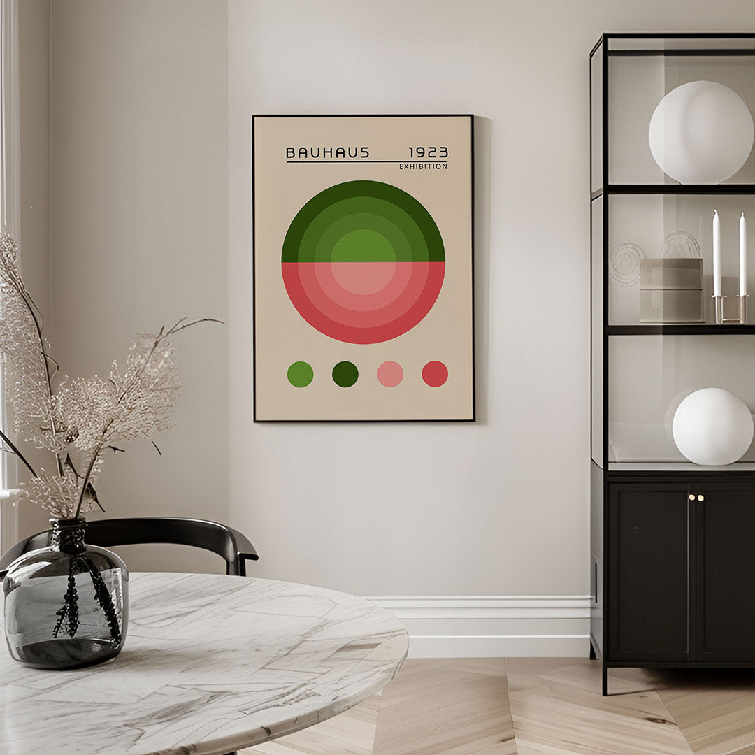 Cirkelvormen en kleuren – geometrische Bauhaus poster in staand formaat