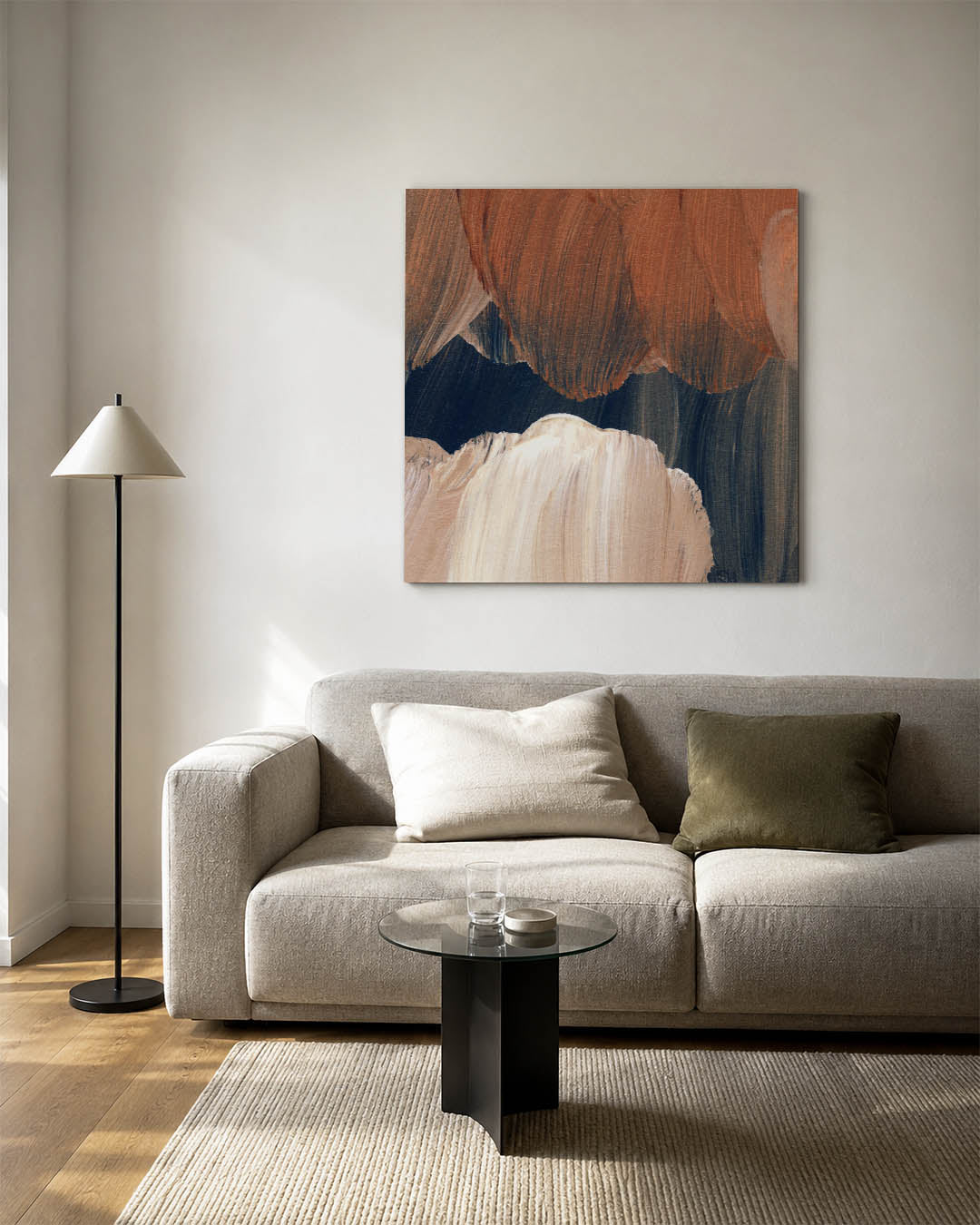 Organische penseelstreken kunstwerk – detailweergave – dit werk toont vloeiende penseelstreken in warme tinten. De compositie