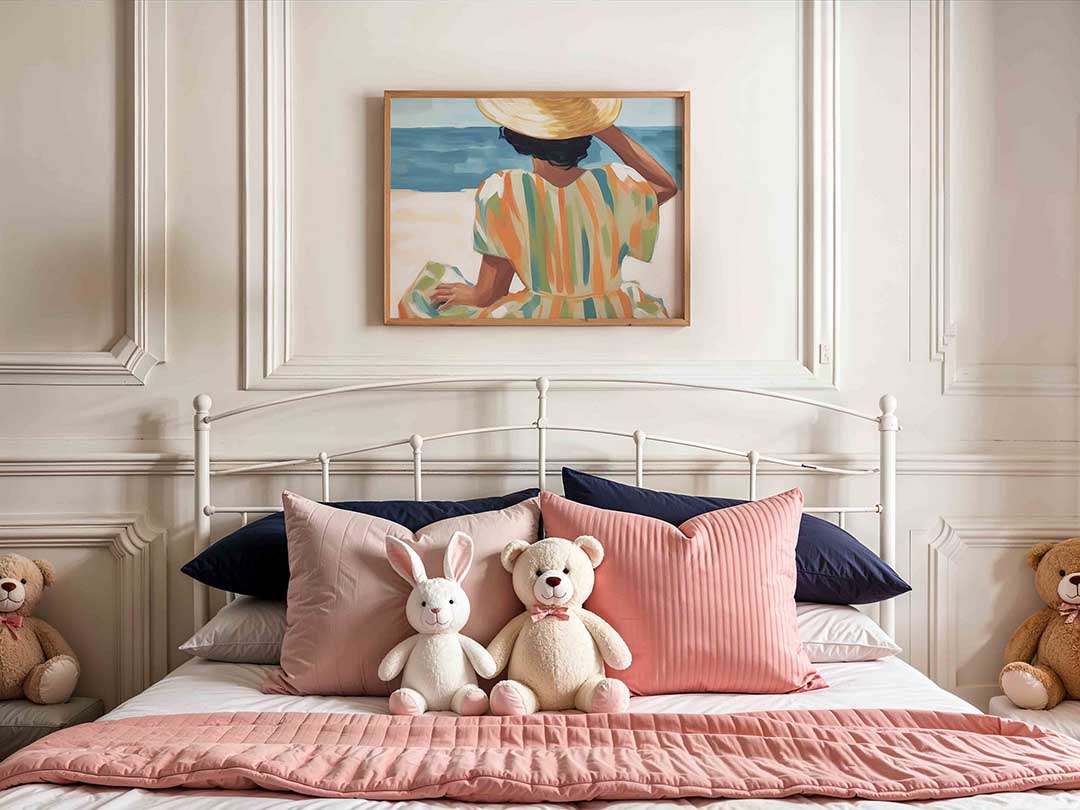 Vrouw met hoed bij zee – kids poster in liggend formaat